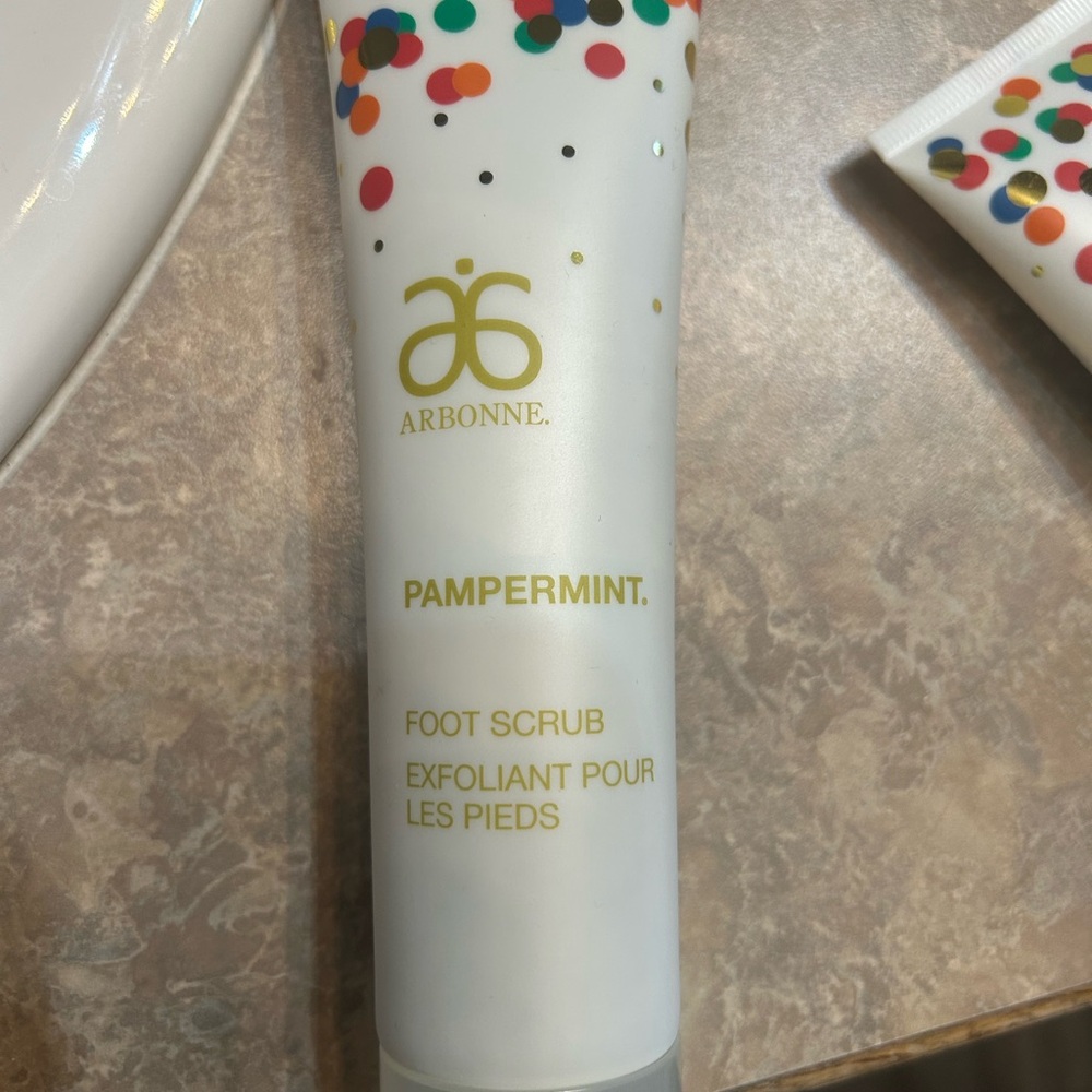 Arbonne Pampermint Foot Scrub 4oz